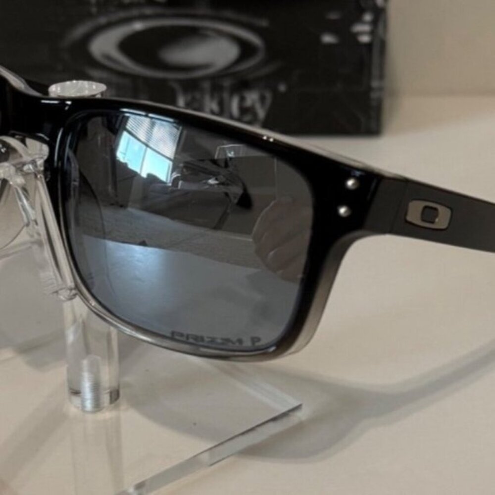 Oakley Holbrook Two Tone Polished Dark Ink Fade 9102 POLARIZED Silver - Picture 4 of 8